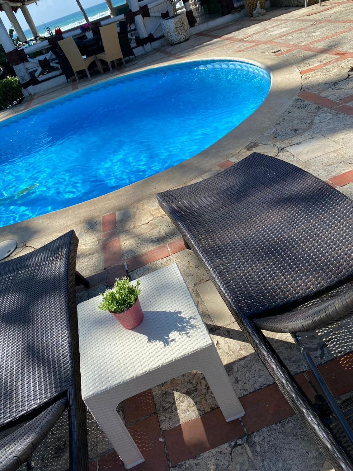 חואן דוליו D' Franchesis Hostal מראה חיצוני תמונה