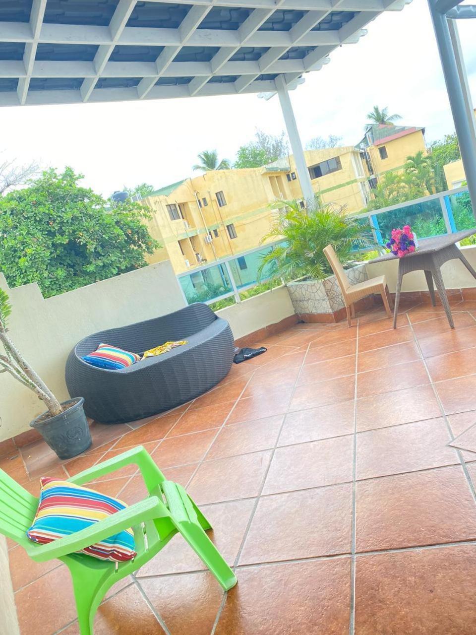 חואן דוליו D' Franchesis Hostal מראה חיצוני תמונה