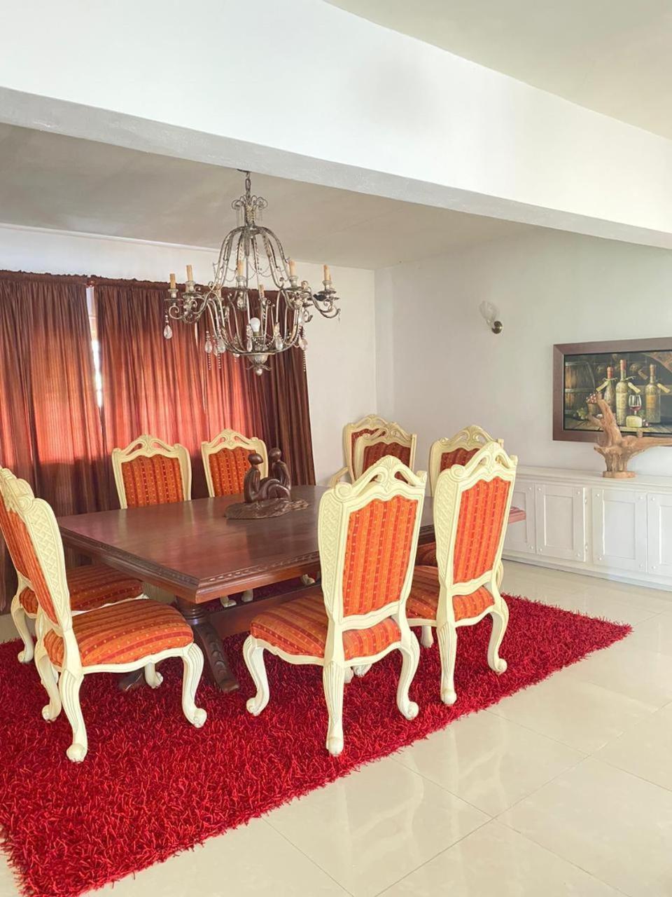 חואן דוליו D' Franchesis Hostal מראה חיצוני תמונה